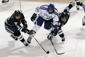 开云体育官方下载-《王者荣耀》“荣耀新纪元”冠军争夺战，万人瞩目！
