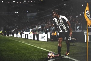 开云娱乐官网-LPL转会期风云变幻多家俱乐部押注韩援，lpl转会期omg